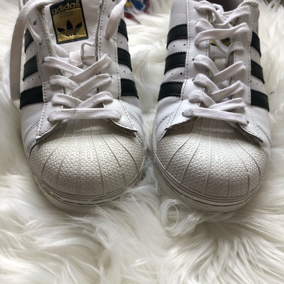 Aidas Sneakers - Picture 9 of 12